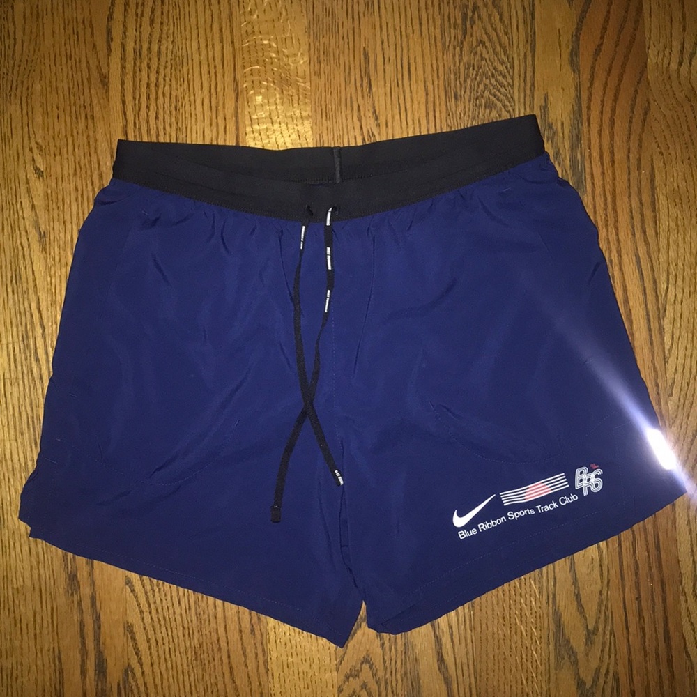 Nike Running Shorts (Track Club) Small